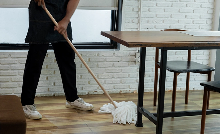 How to Clean Restaurant Kitchen Floors like a Pro